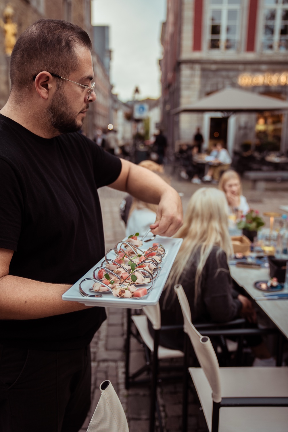 Service bei einer Veranstaltung auf der Terrasse des Markt43